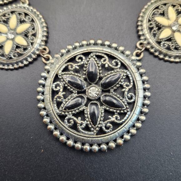 Statement Bib Necklace Antique Silver Tone Black Cream Floral Medallion Boho - Picture 6 of 8
